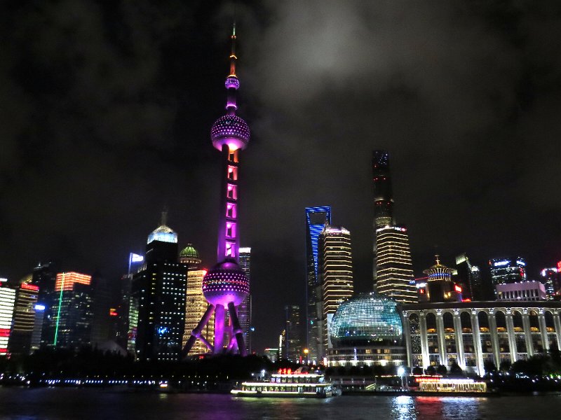 K (57) Shanghai at night.JPG